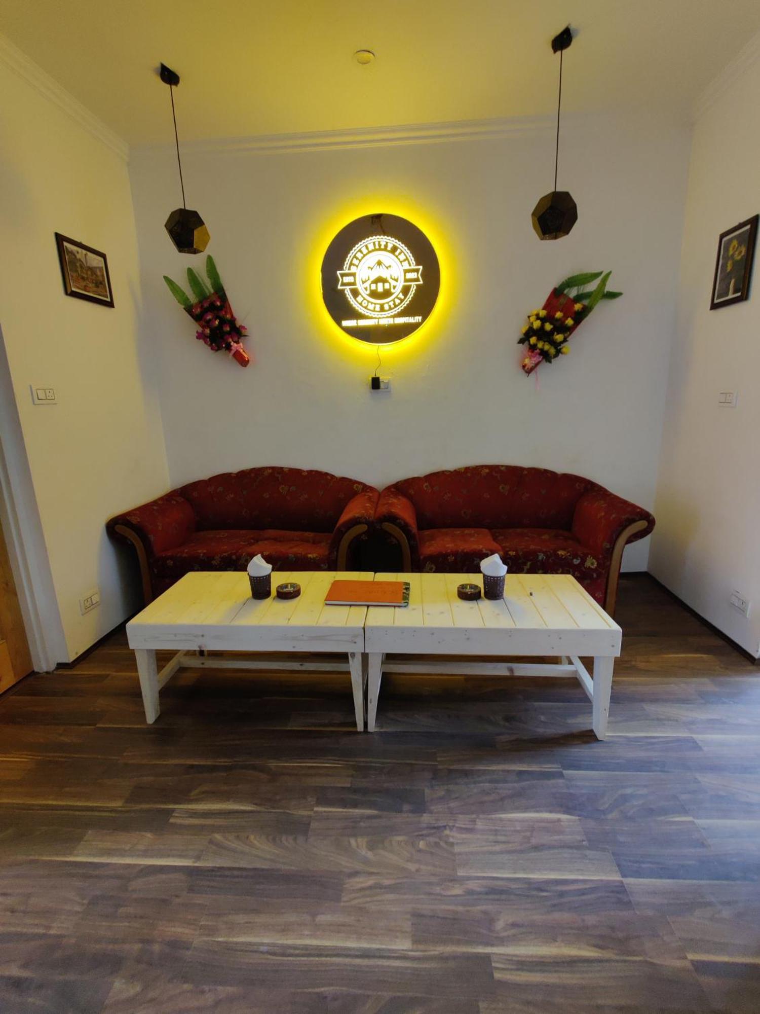 Serenity Inn Home Stay Srīnagar 외부 사진